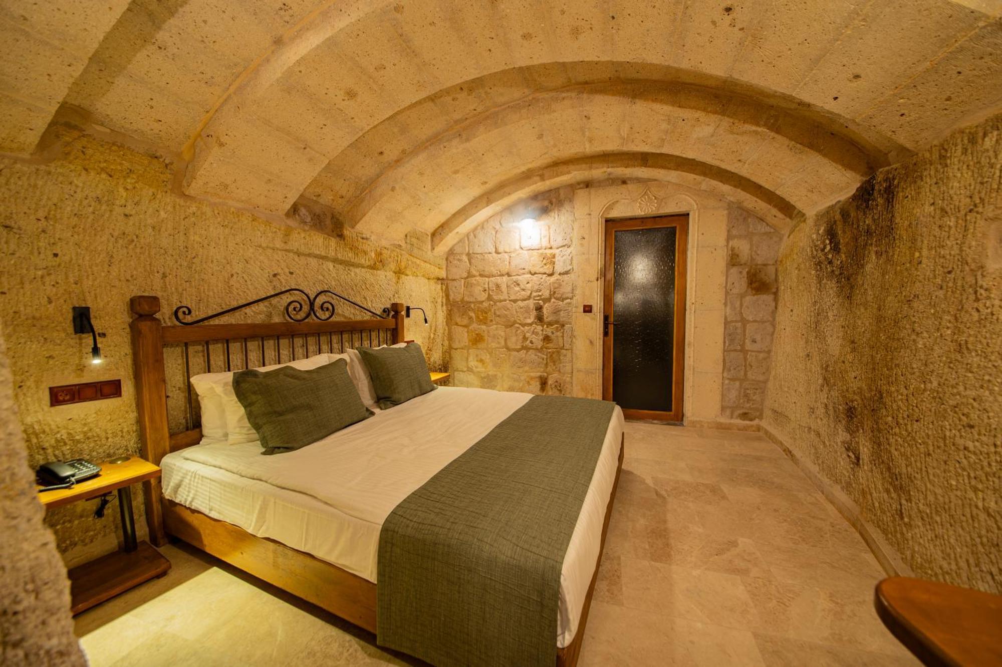 Ares Cave Suites Göreme Exterior foto
